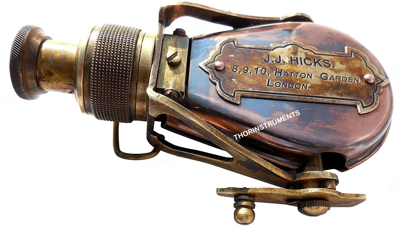 تلسکوپ تک چشمی جیبی برنجی سبک عتیقه با جعبه چرمی، دکوری منزل به سبک قدیمی