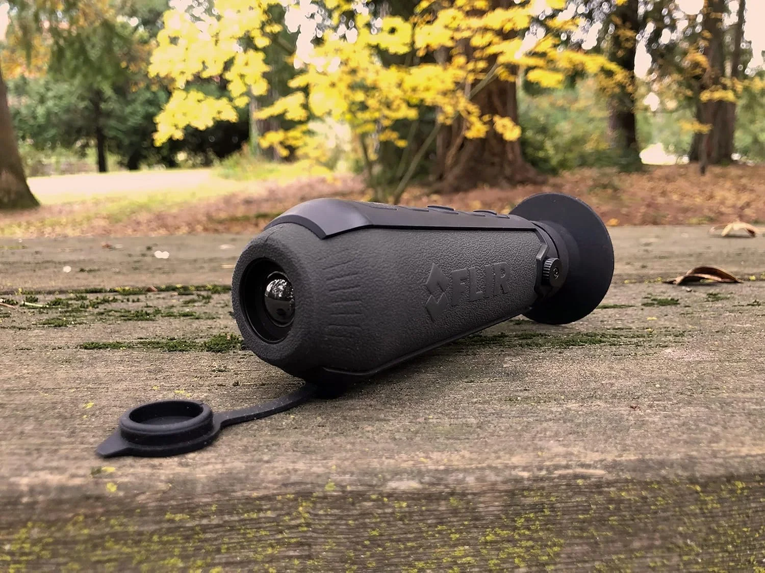 تک چشمی تصویربرداری حرارتی فشرده FLIR Scout TKx برای تماشای حیات وحش و فعالیت های فضای باز