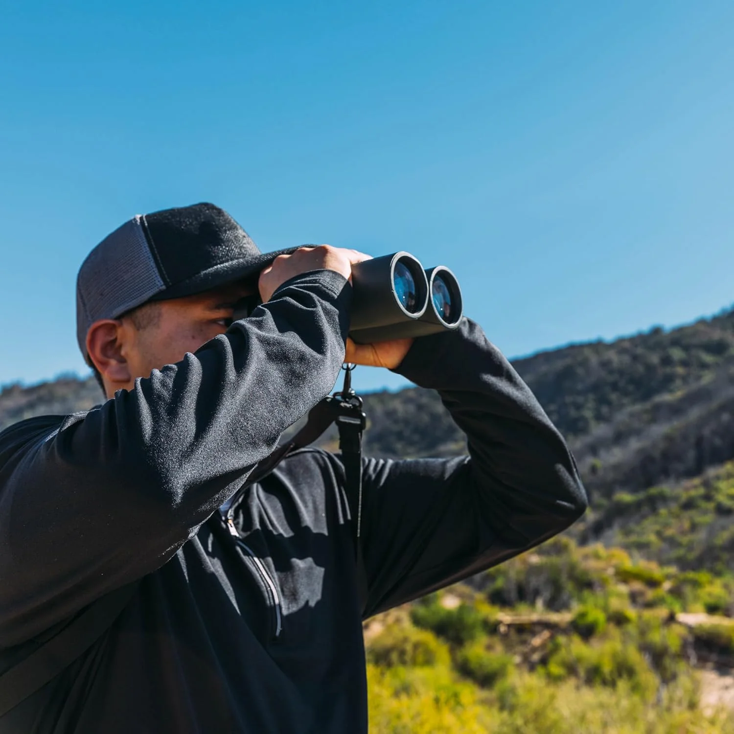 دوربین دوچشمی ضدآب Barska AB12804 Level ED با بزرگنمایی 10x42