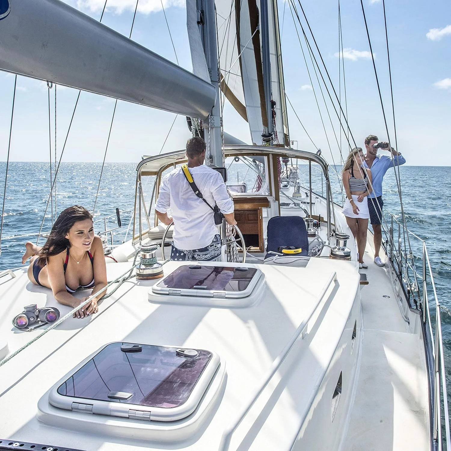 دوربین دوچشمی اشتاینر Navigator Pro 7x50 با قطب نما، مشکی (7155)