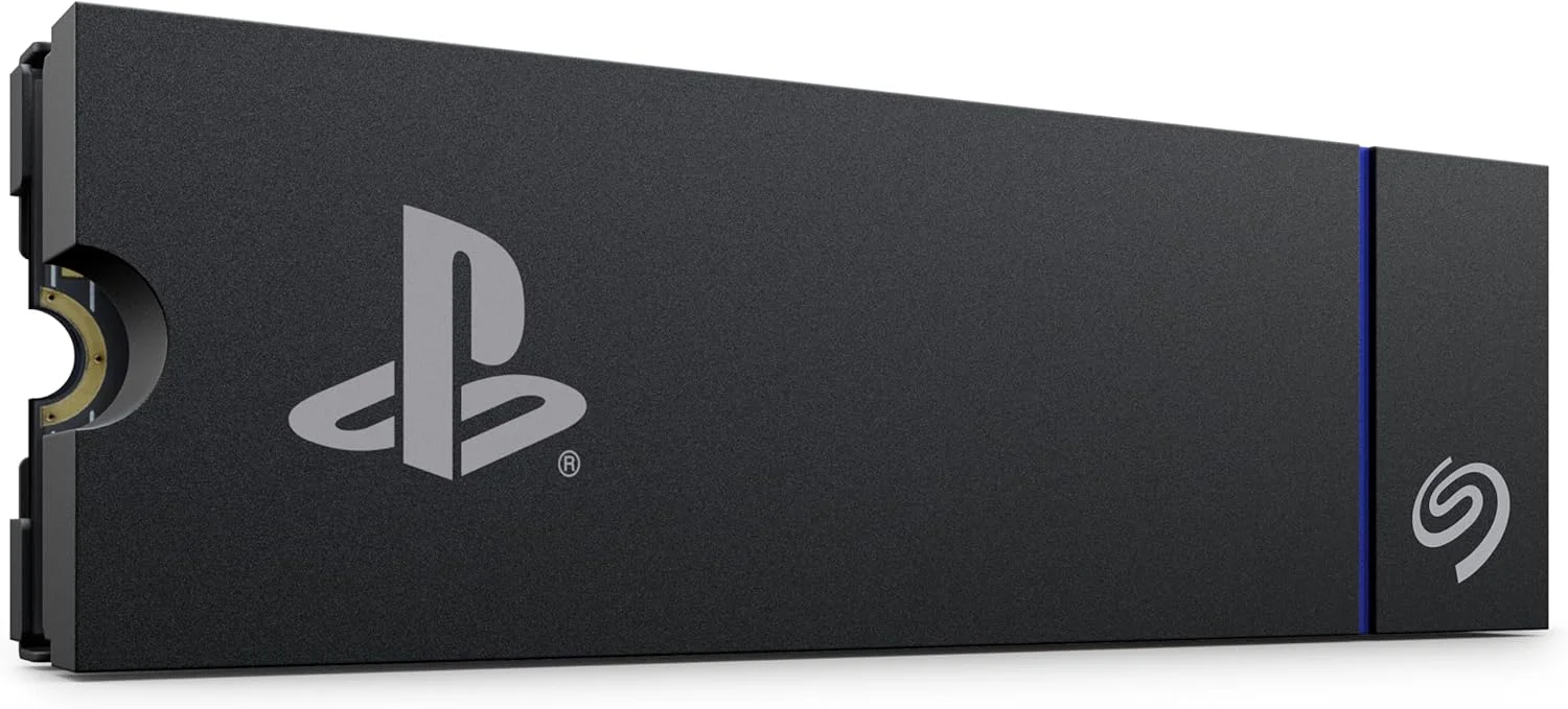 درایو گیمینگ سیگیت PS5 NVMe SSD برای PS5 با ظرفیت 2 ترابایت، درایو حالت جامد داخلی - PCIe Gen4 NVMe 1.4، دارای مجوز رسمی، سرعت تا 7300 مگابایت بر ثانیه با هیت سینک (ZP2000GP3A1001)