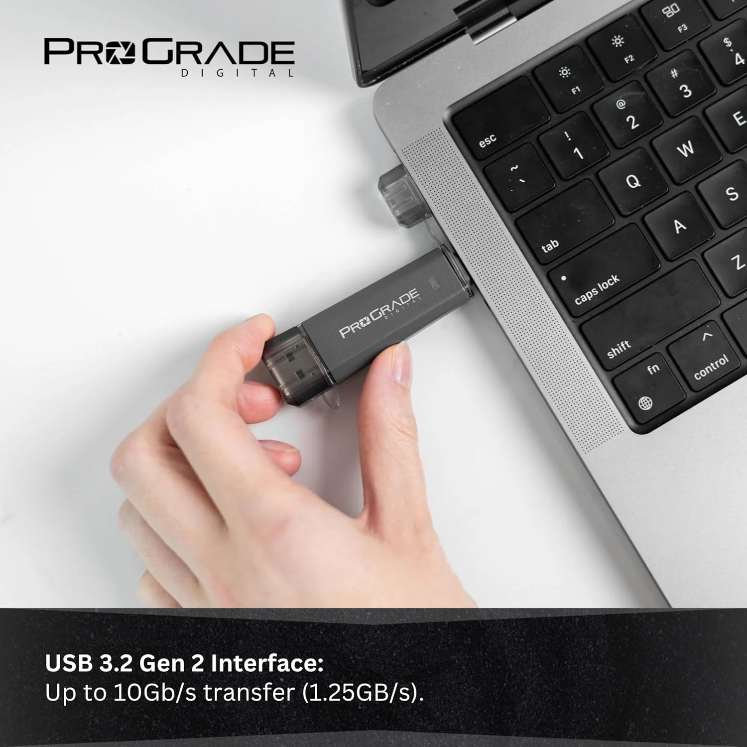 SSD فوق قابل حمل 2 ترابایتی، USB-C و USB-A 3.2 Gen 2، سرعت خواندن و نوشتن 1000 مگابایت بر ثانیه توسط ProGrade Digital (PG30) SSD فوق قابل حمل 2 ترابایتی، USB-C و USB-A 3.2 Gen 2، سرعت خواندن و نوشتن 1000 مگابایت بر ثانیه توسط ProGrade Digital (PG30)