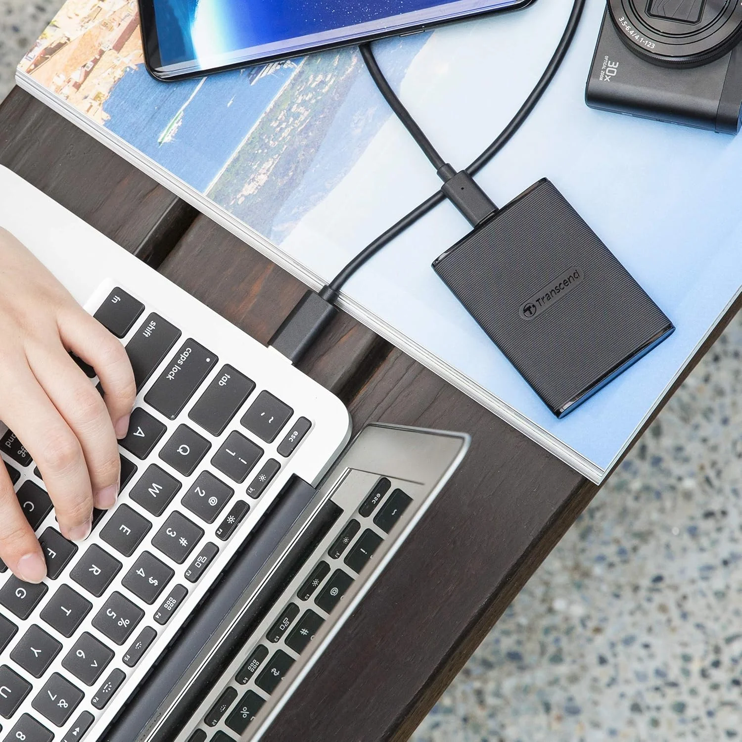 حافظه اس اس دی اکسترنال ترنسند مدل TS960GESD230C با ظرفیت 960 گیگابایت و رابط USB 3.1 Gen 2، رنگ مشکی حافظه اس اس دی اکسترنال ترنسند مدل TS960GESD230C با ظرفیت 960 گیگابایت و رابط USB 3.1 Gen 2، رنگ مشکی