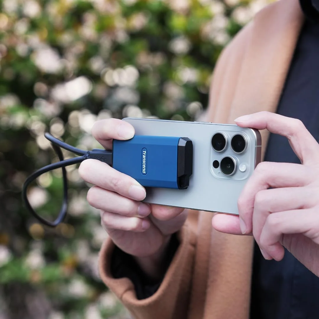 حافظه اس اس دی اکسترنال قابل حمل 4 ترابایتی Transcend، ضد آب، سازگار با iPhone 4K ProRes، برای عکاسان، تولیدکنندگان محتوا و گیمینگ، ESD410C، USB 20Gbps، Type C TS4TESD410C حافظه اس اس دی اکسترنال قابل حمل 4 ترابایتی Transcend، ضد آب، سازگار با iPhone 4K ProRes، برای عکاسان، تولیدکنندگان محتوا و گیمینگ، ESD410C، USB 20Gbps، Type C TS4TESD410C