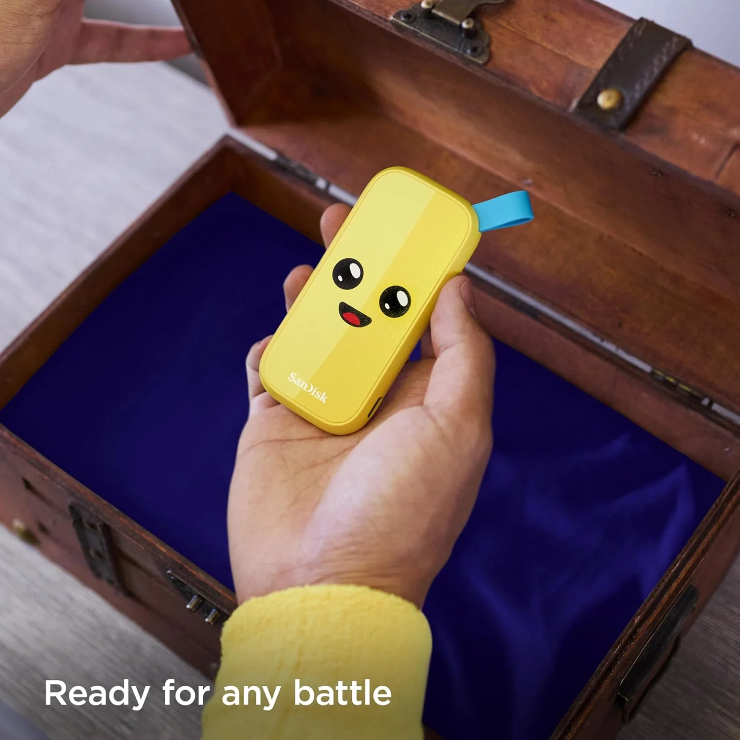 حافظه اس اس دی قابل حمل 2 ترابایتی SanDisk Fortnite، نسخه Peely - سرعت تا 800 مگابایت بر ثانیه، USB-C، USB 3.2 Gen 2، محافظت در برابر سقوط - SDSSDE30-2T00-G25F