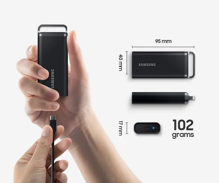 حافظه اس اس دی اکسترنال سامسونگ T5 EVO با ظرفیت 8 ترابایت، USB 3.2 Gen 1، سرعت خواندن و نوشتن 460 مگابایت بر ثانیه، مناسب برای مک، کامپیوتر، اندروید، تلویزیون های هوشمند و کنسول های بازی. شامل کابل USB-C مدل MU-PH8T0S/EU