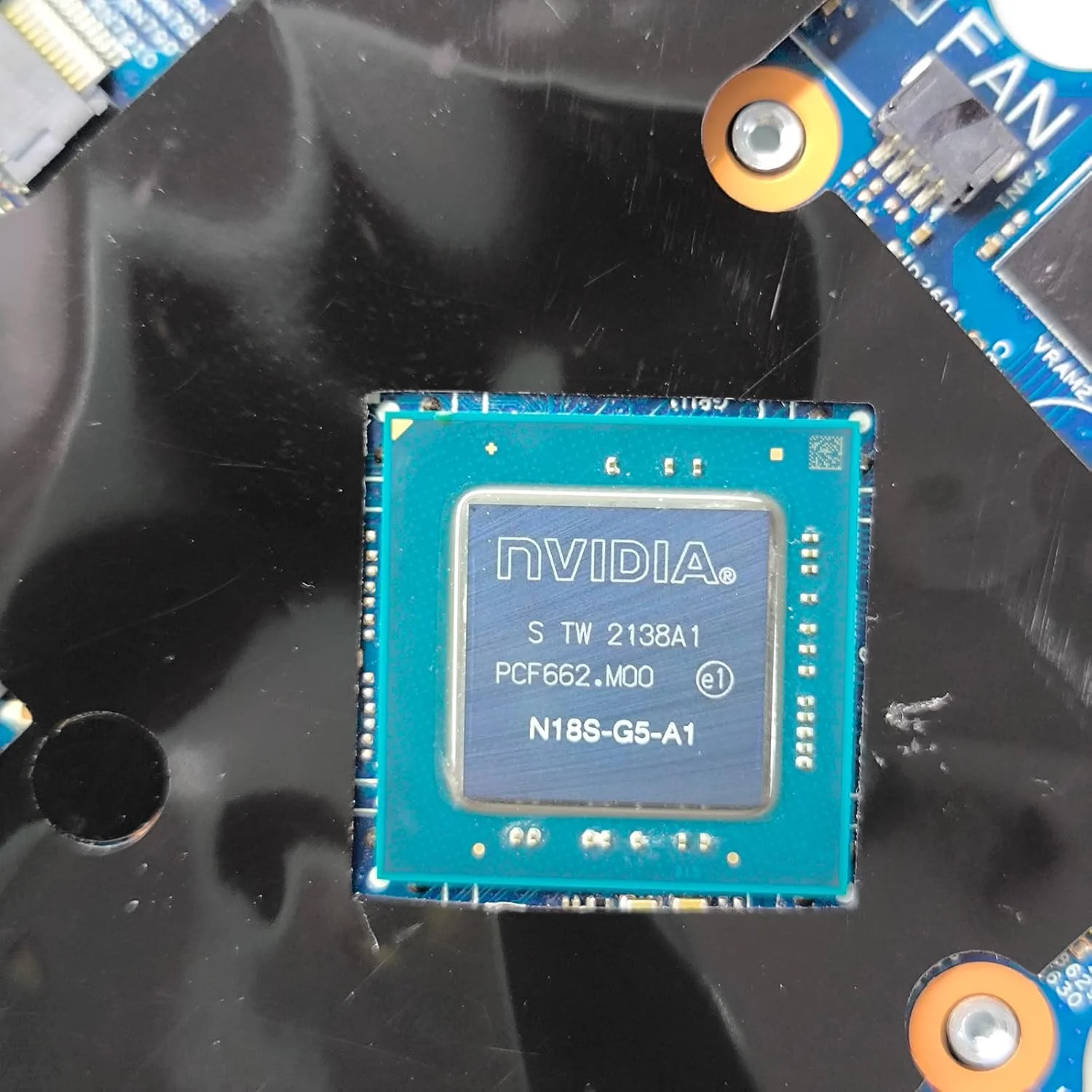 مادربرد جایگزین لپ تاپ Cyborg-V14 TGL 203065-1 برای Dell Vostro 14 5410، برد اصلی سیستم با پردازنده i7-11370H و گرافیک MX450 2G، شماره قطعه 0TGWCJ TGWCJ