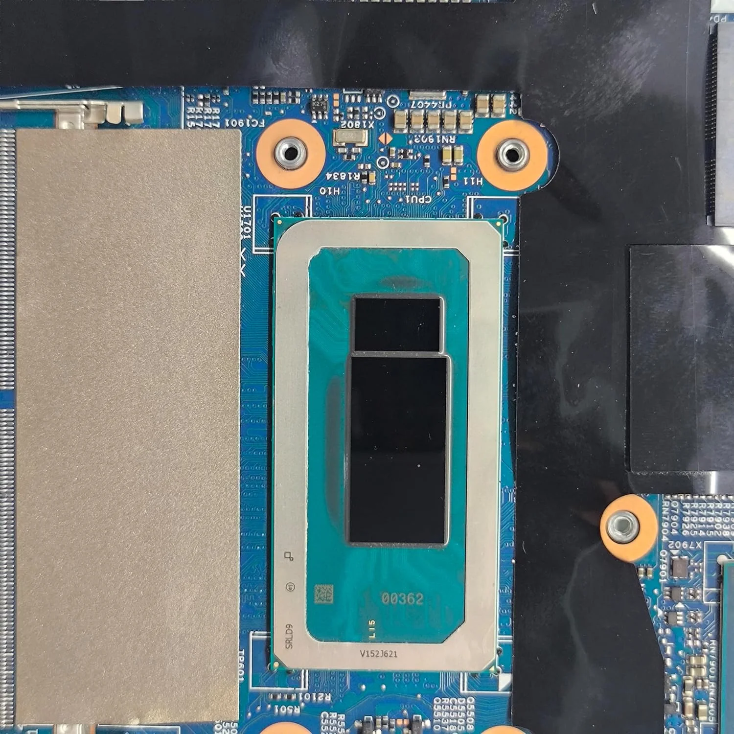 مادربرد جایگزین لپ تاپ ODIN N ADL DDR4 DIS 213267-1 برای Dell Inspiron 16 5620، برد اصلی سیستم با پردازنده i5-1240P و کارت گرافیک MX570 2G VRAM، شماره قطعات 01VXYK 1VXYK