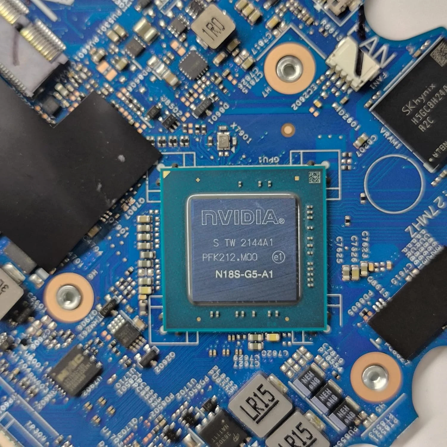 مادربرد جایگزین لپ تاپ Cyborg-L14 MB TGL New LAN 213105-2 برای Dell Latitude 3420، پردازنده i5-1135G7، گرافیک MX450 2GB، 028NGM 28NGM