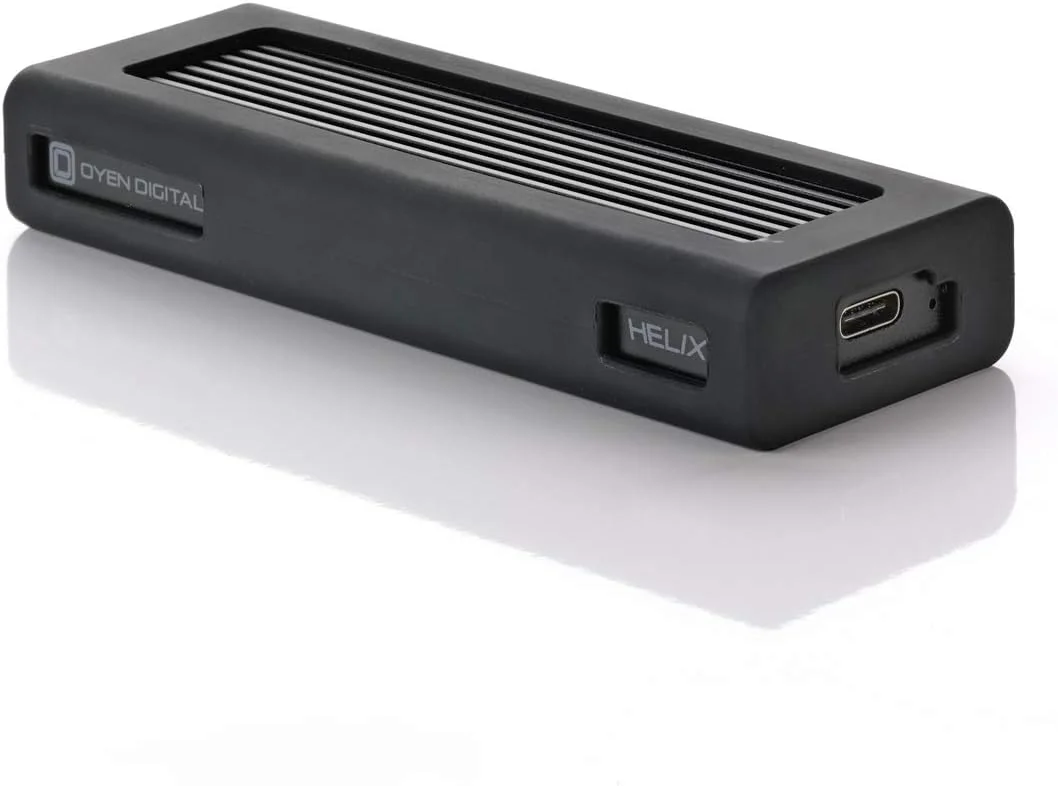 اس اس دی اکسترنال قابل حمل Oyen Digital Helix Dura با ظرفیت 4 ترابایت، USB-C (USB 3.2 Gen2) NVMe، سرعت تا 1050 مگابایت بر ثانیه (DM2-P8-4T-BK)