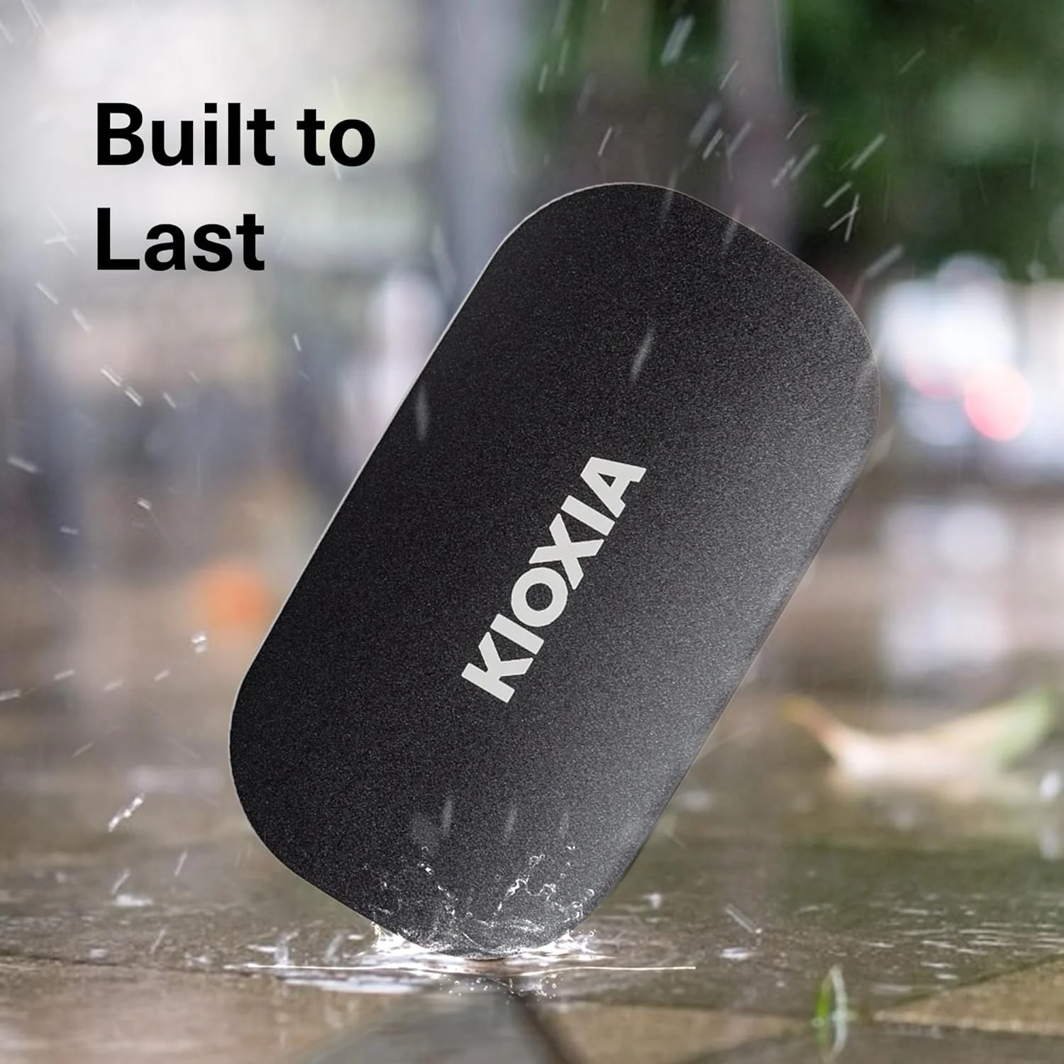 حافظه اس اس دی اکسترنال قابل حمل کیوکسیا Exceria Plus G2 - ظرفیت 1 ترابایت، USB 3.2 Gen 2، سرعت خواندن تا 1050 مگابایت بر ثانیه و سرعت نوشتن 1000 مگابایت بر ثانیه - سازگار با ویندوز، مک او اس، آی او اس، اندروید، PS5، Xbox Series X/S