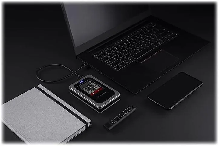 درایو حالت جامد قابل حمل دیتا لاکر DL4 FE با ظرفیت 4 ترابایت - اکسترنال - سازگار با TAA