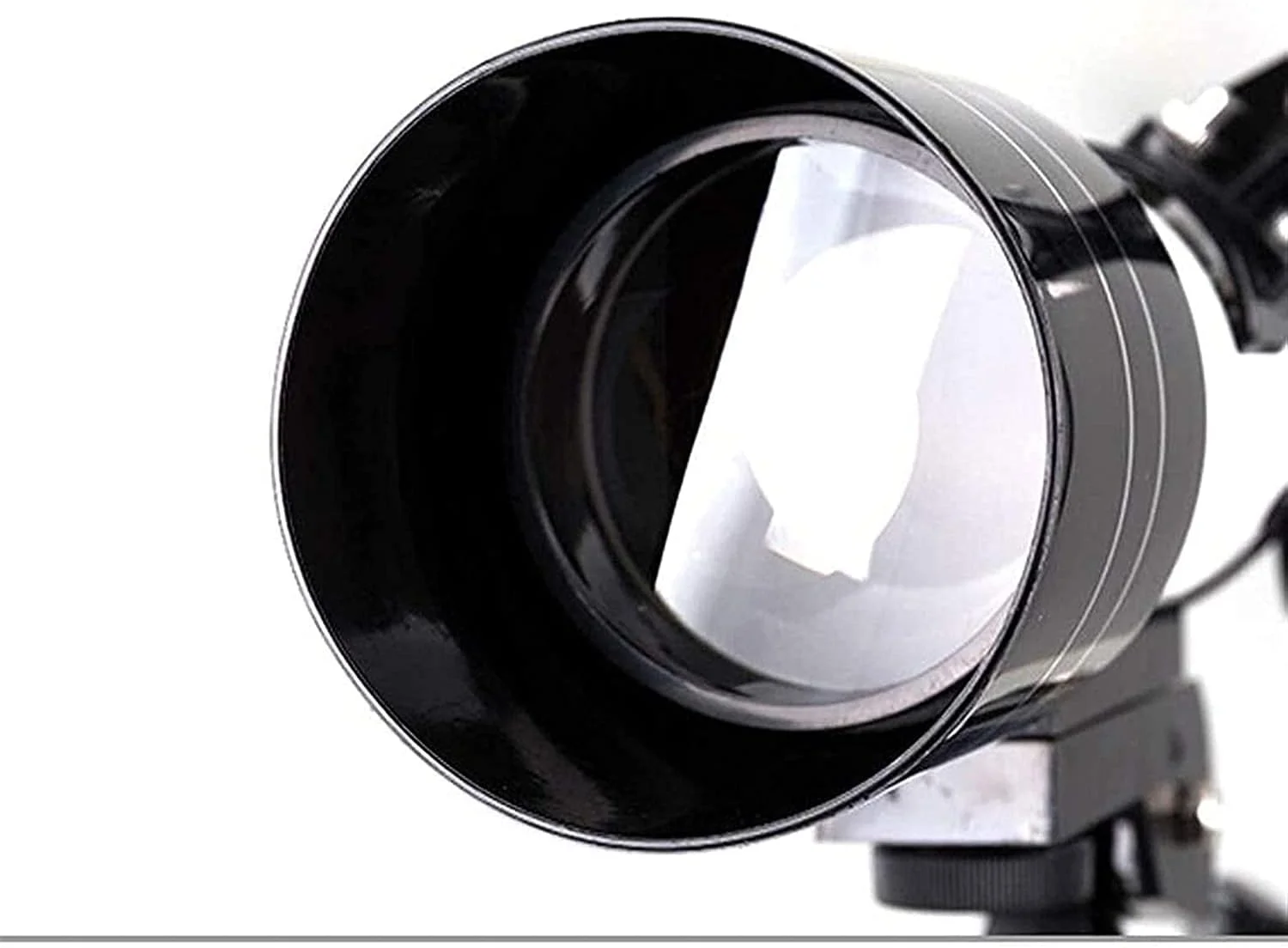 تلسکوپ نجومی، فاصله کانونی 700 میلی متر، تلسکوپ شکستنی با بزرگنمایی 233 برابر، اپتیک شیشه ای با پوشش کامل