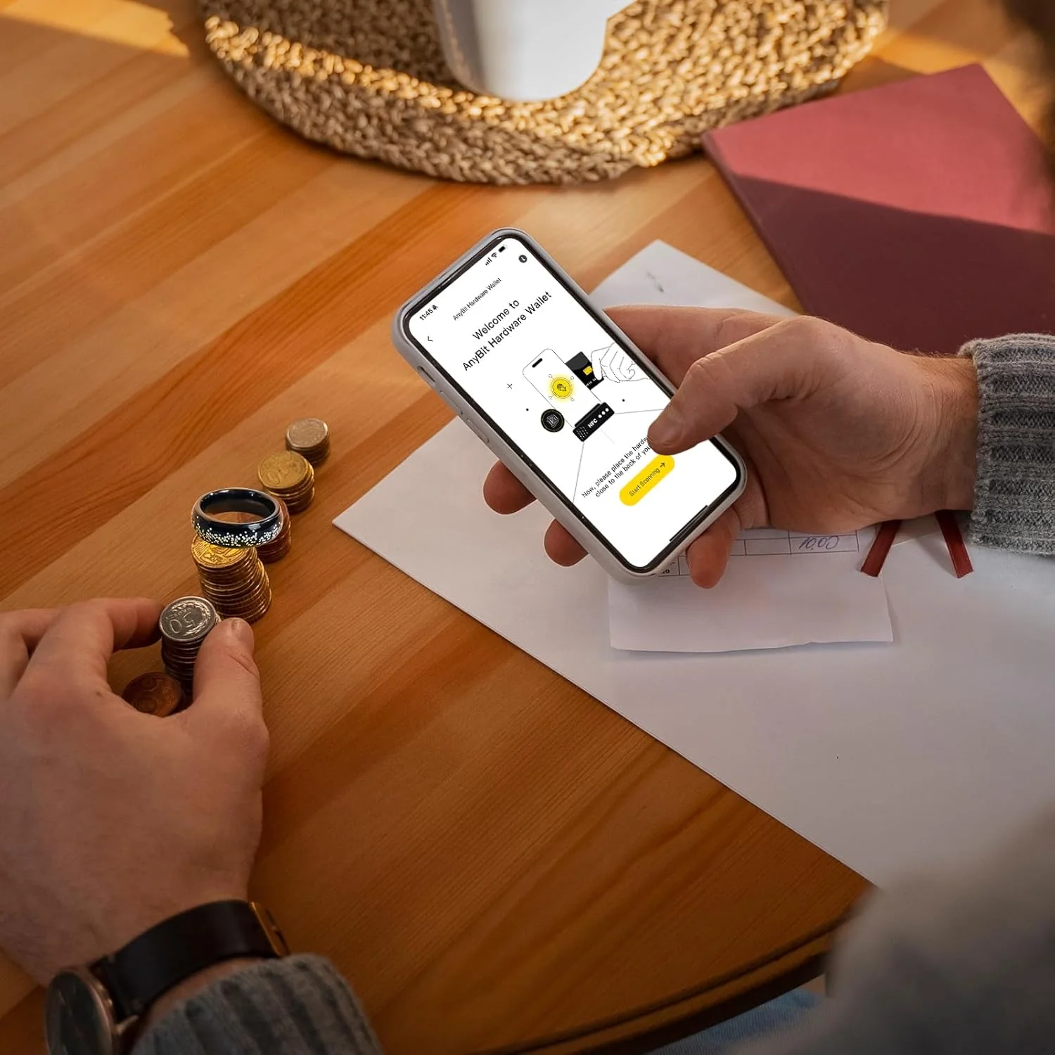 حلقه و گردنبند کیف پول سرد ارز دیجیتال، کیف پول سرد تراشه ایمن، فضای ذخیره سازی رمزگذاری شده، زیرکونیوم ضد آب قابل پوشیدن برای ارزهای مختلف مانند بیت کوین، اتریوم و غیره