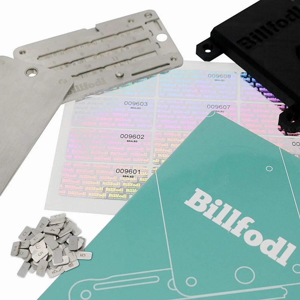 مجموعه HODL از BillFodl (شامل 1 واحد اصلی، 1 مجموعه برچسب ضد دستکاری، 1 نگهدارنده Fodl) | کیف پول بیت کوین، اتریوم و ارز دیجیتال - پشتیبان گیری کیف پول سخت افزاری برای کیف پول های رمزنگاری