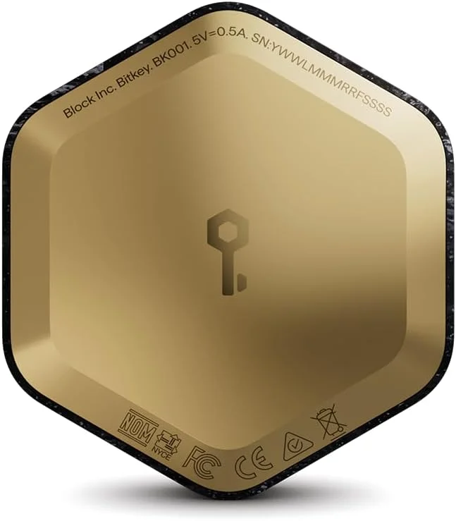 کیف پول سخت افزاری بیت کوین - امن ترین راه برای خرید، ذخیره و مدیریت بیت کوین