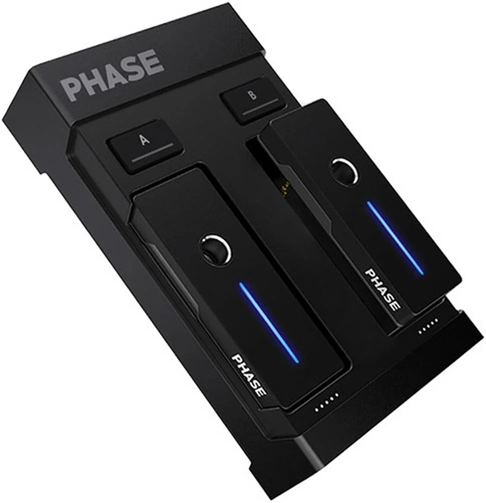 سیستم کنترلر بی‌سیم DVS مدل MWM Phase Essential برای کنترل ترن‌تیبل بدون سوزن، تأخیر بسیار کم، ریموت‌های مغناطیسی، عمر باتری طولانی و سازگاری جهانی DVS، مشکی | Phase Essential