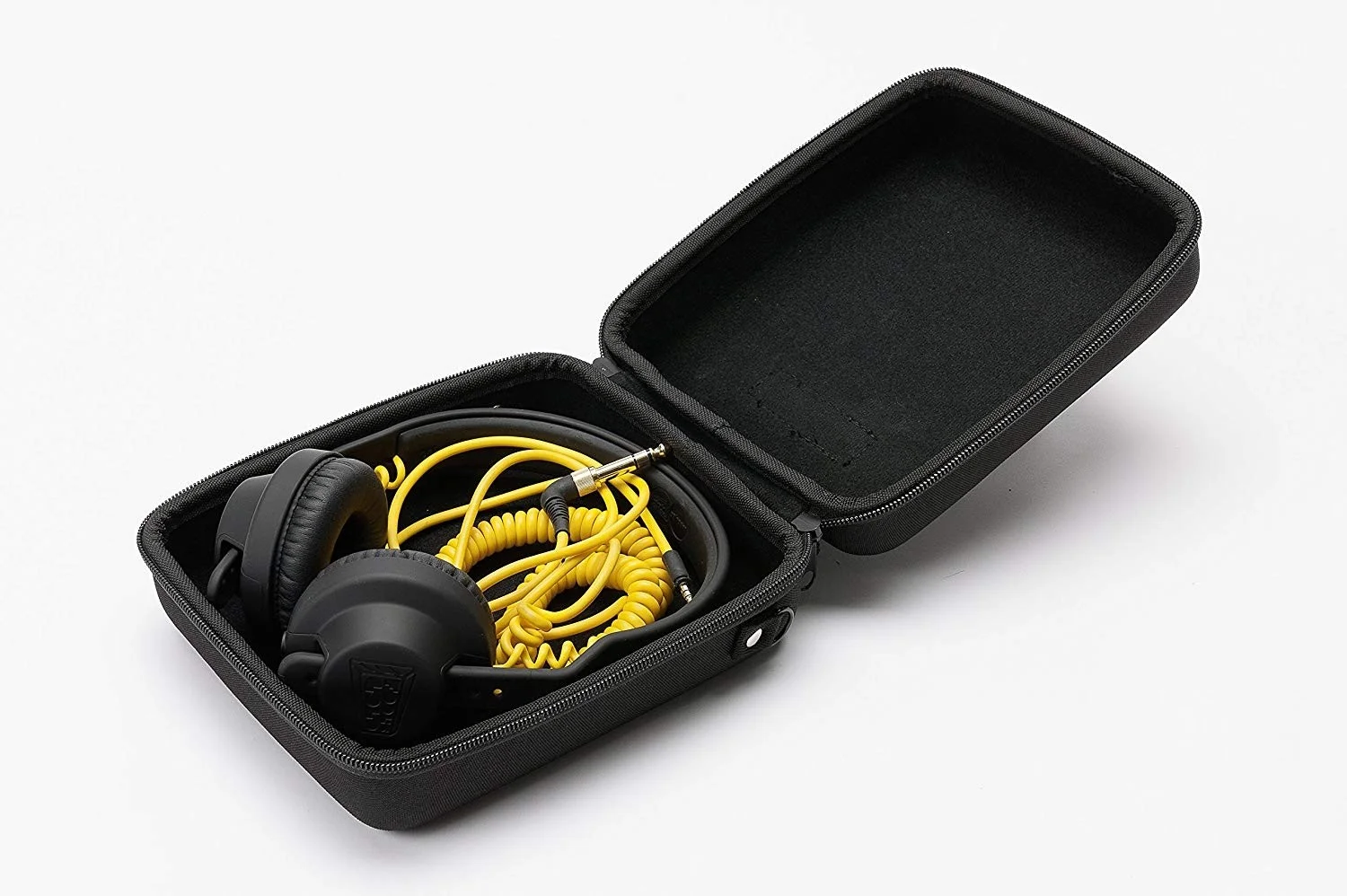 کیف هدفون Magma Headphone Case II، ابعاد داخلی 17x19x8 سانتی متر، مشکی | 41460