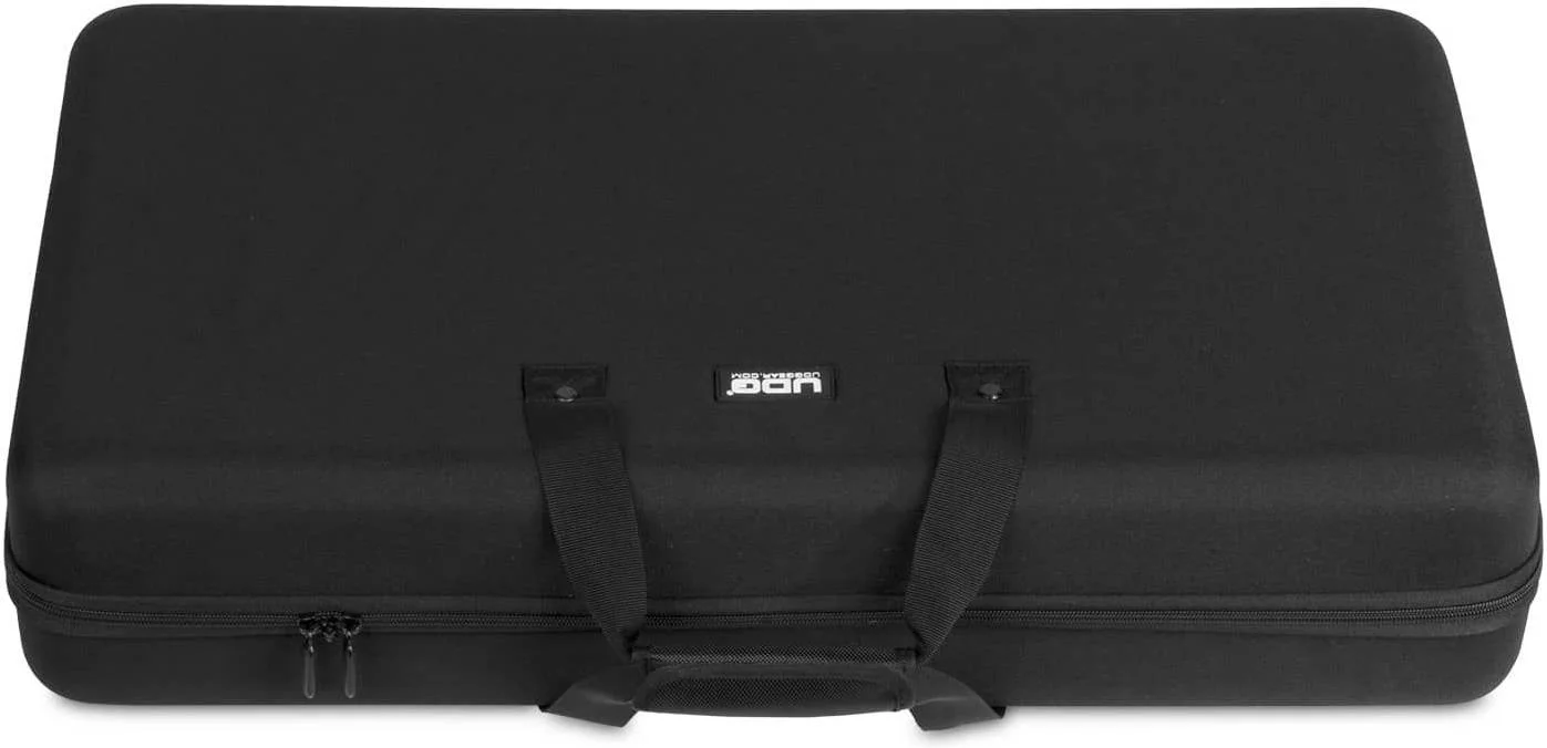 کیف حمل کنترلر بزرگ UDG Creator، فوم EVA قالب‌گیری شده Durashock، ضد آب، دارای دستگیره‌های آسان، مناسب برای Pioneer DDJ-FLX6 / DDJ-1000SRT / DDJ-800 / XDJ-RR، مشکی | U8303BL