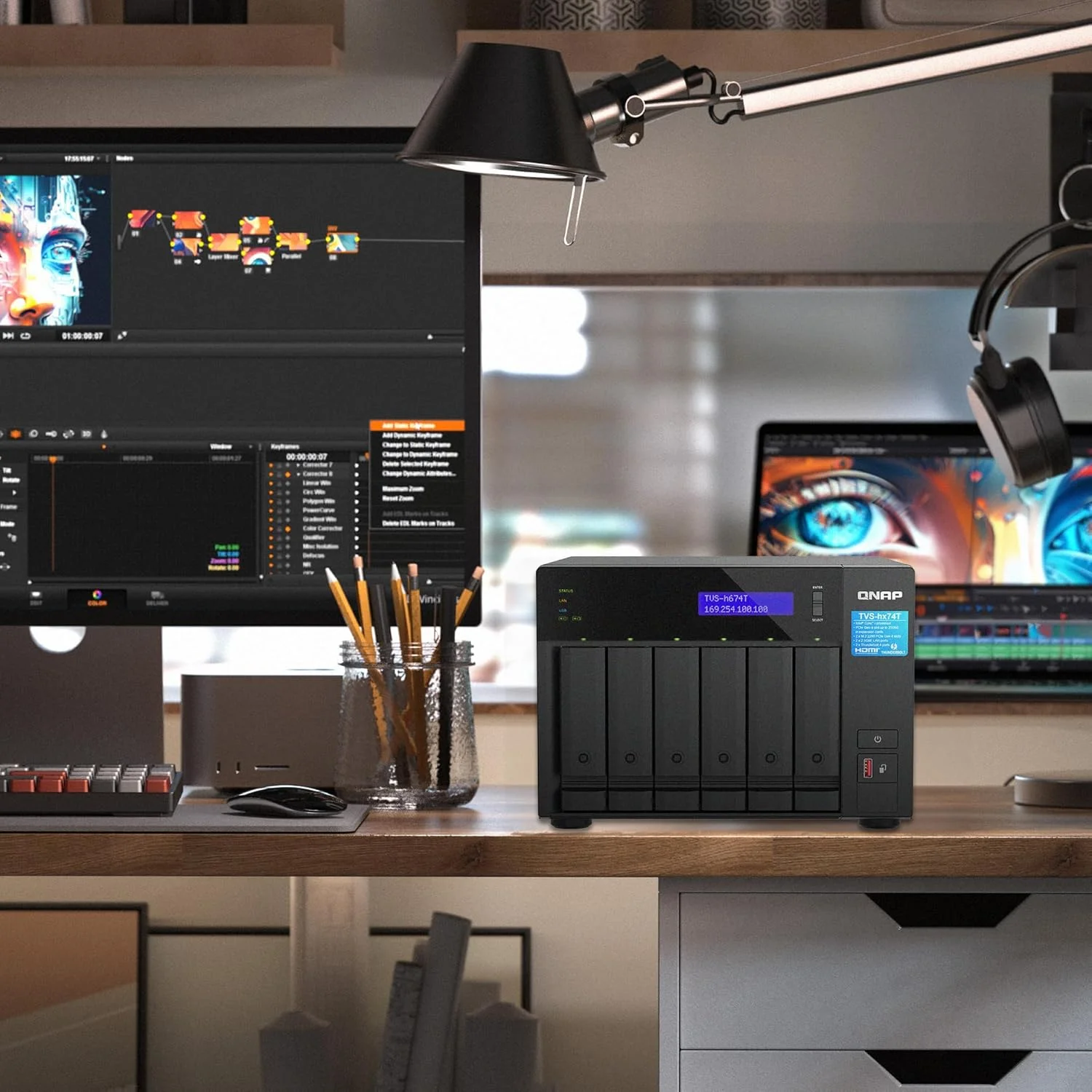 QNAP TVS-h674T-i5-32G-US، NAS رومیزی 6 خلیجی پرسرعت با پردازنده 6 هسته ای Intel Core i5 نسل دوازدهم، 32 گیگابایت حافظه DDR4، اتصال Thunderbolt 4 و 2.5GbE (بدون دیسک)