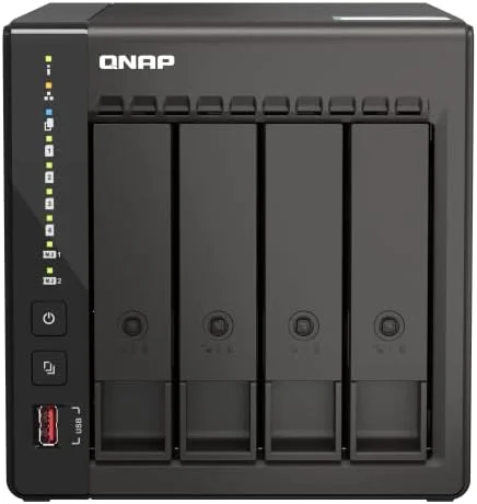 QNAP TS-453E-8G-US NAS رومیزی 4 بی با پردازنده چهارهسته ای Intel Celeron، رم 8 گیگابایتی DDR4 و اتصال شبکه دوگانه 2.5GbE (2.5G/1G/100M) (بدون دیسک)