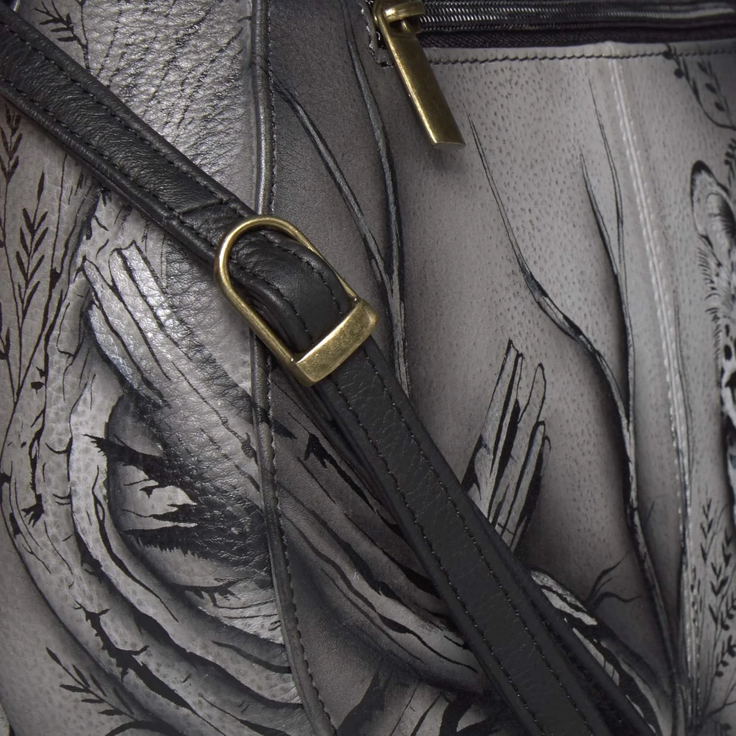 کیف دوشی چرمی دست‌ساز آنا بای آنوشکا