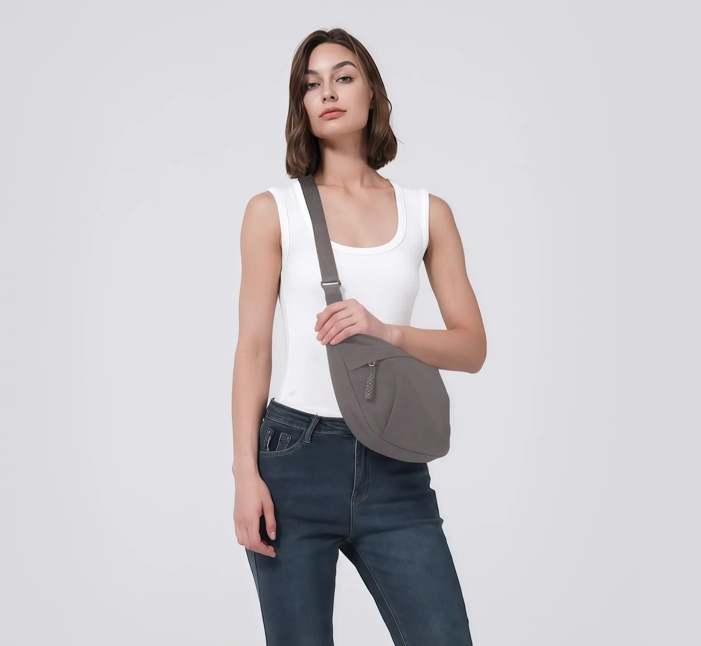 کیف هلالی نایلونی، کیف دوشی و کراس بادی، کیف روزمره، کیف شانه ای، کیف مسافرتی برای زنان و مردان