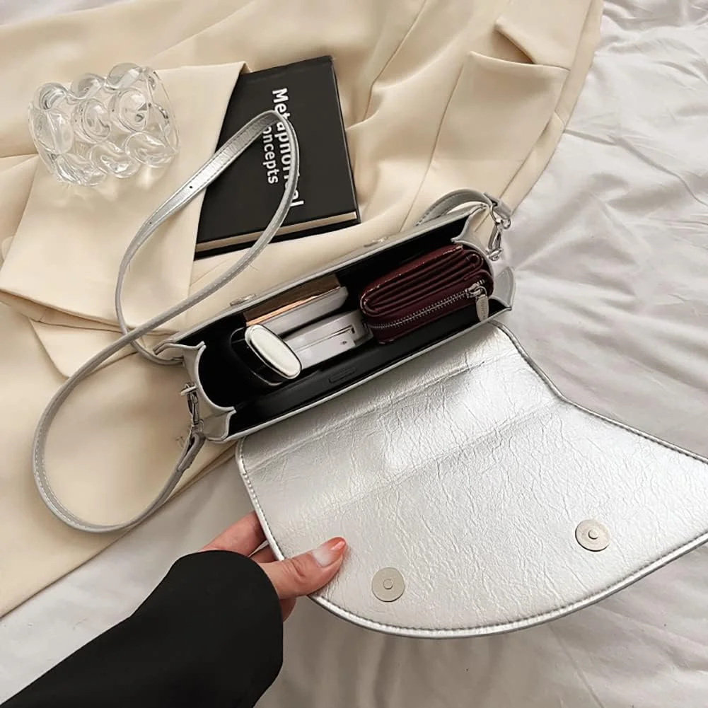 کیف نقره‌ای کوچک، کیف دوشی، کیف دستی زنانه، کیف‌های مدل هاوبو، کیف‌های شانه‌ای، کیف بزرگ زنانه 2024