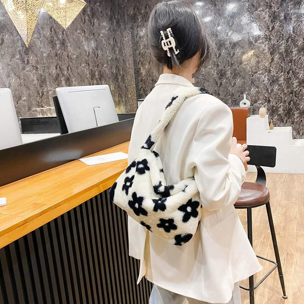 کیف زیر بغل مخمل خواب دار YFGBCX، کیف شانه ای کرکی زنانه، کیف دستی کرکی Y2K زنانه برای پاییز و زمستان کیف زیر بغل مخمل خواب دار YFGBCX، کیف شانه ای کرکی زنانه، کیف دستی کرکی Y2K زنانه برای پاییز و زمستان