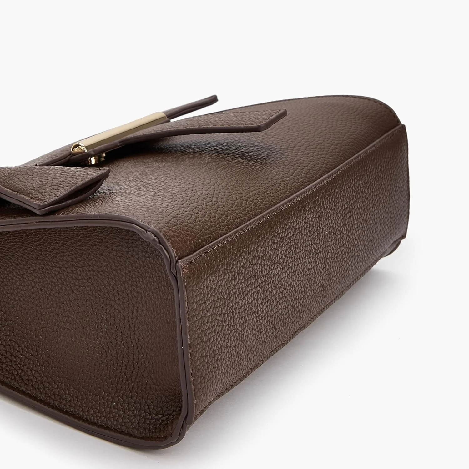 کیف دستی زنانه فلورا بلا از شواکسپرس، رنگ قهوه ای، یک سایز، با بند جداشدنی و بست فِلَپ