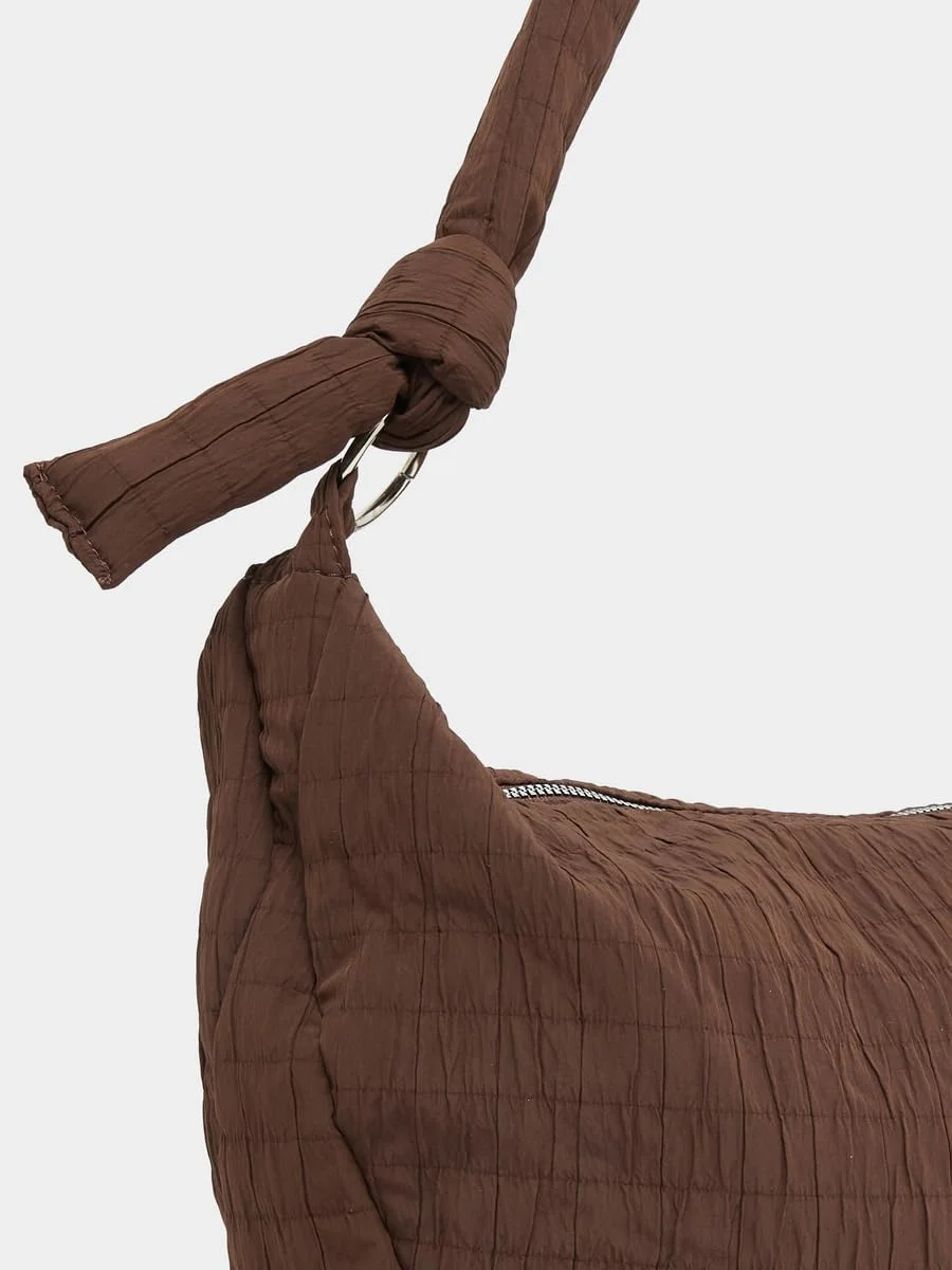 کیف دوشی زنانه استایلی با بافت دار و بست زیپی، سایز واحد، قهوه ای - 701119370506