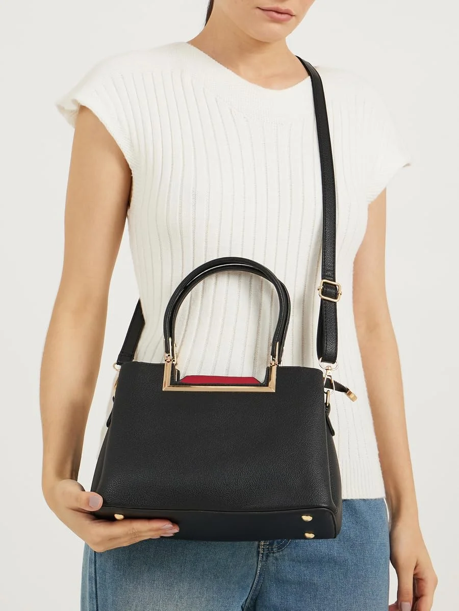 کیف دوشی زنانه استایلی با تزیینات فلزی و دسته دوتایی، سایز واحد، مشکی