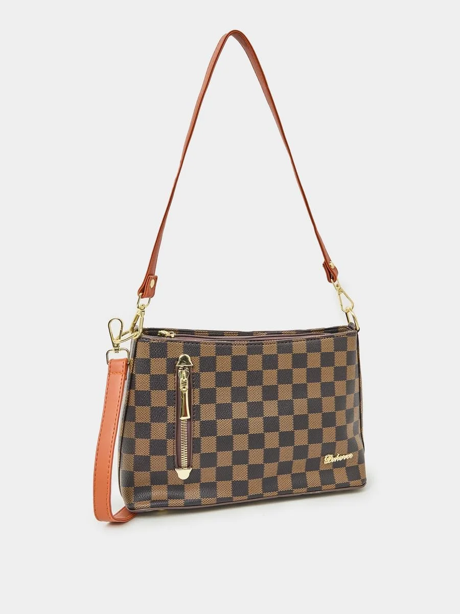 کیف دوشی زنانه استایلی با طرح چهارخانه و جیب زیپ دار، سایز One Size، قهوه ای