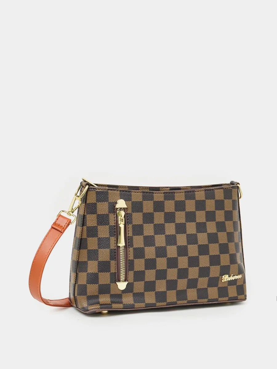 کیف دوشی زنانه استایلی با طرح چهارخانه و جیب زیپ دار، سایز One Size، قهوه ای