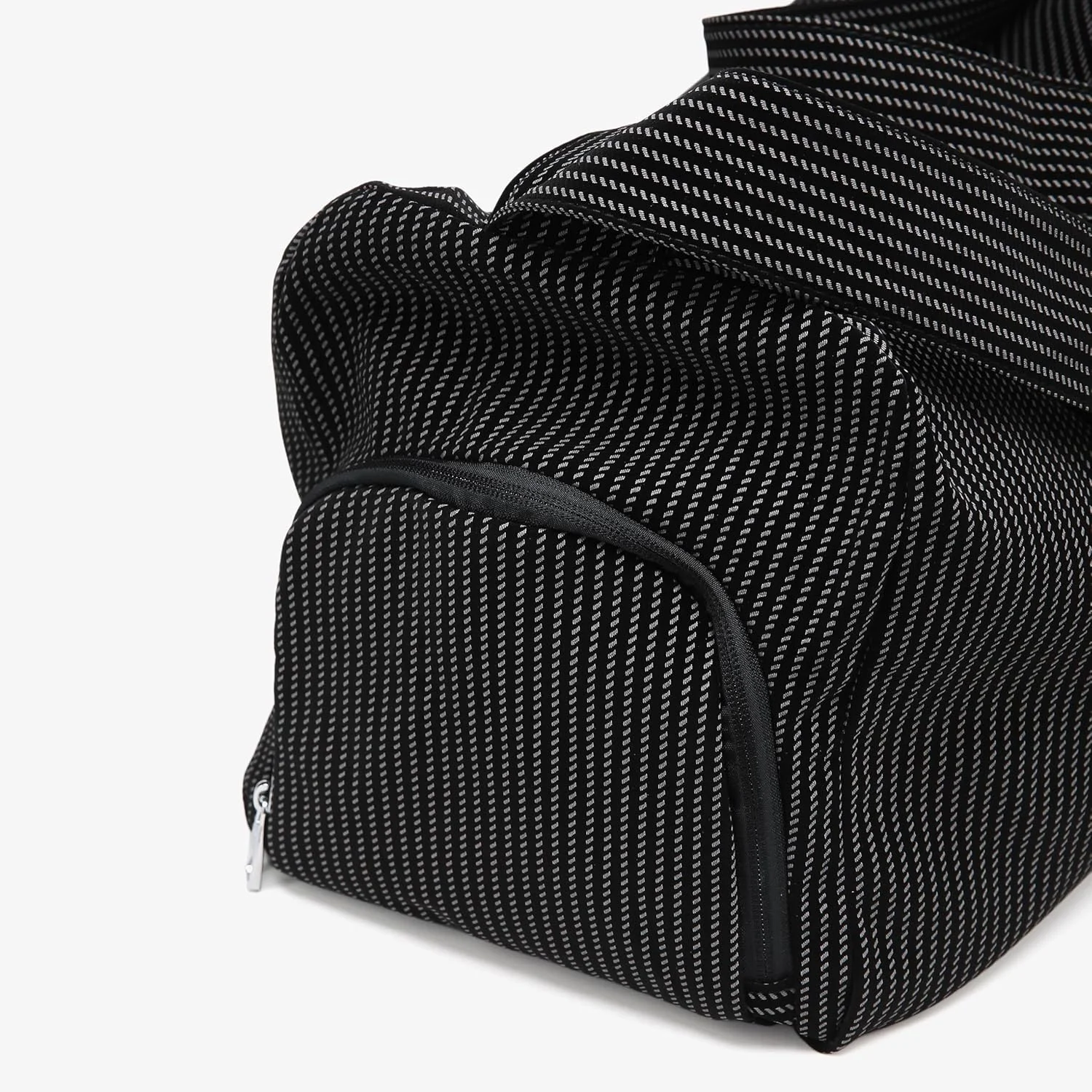 کیف دوشی زنانه راه راه شیک | کیف جادار روزمره برای کار و مسافرت | بادوام و سبک وزن با جیب های بیرونی و فضای داخلی جادار