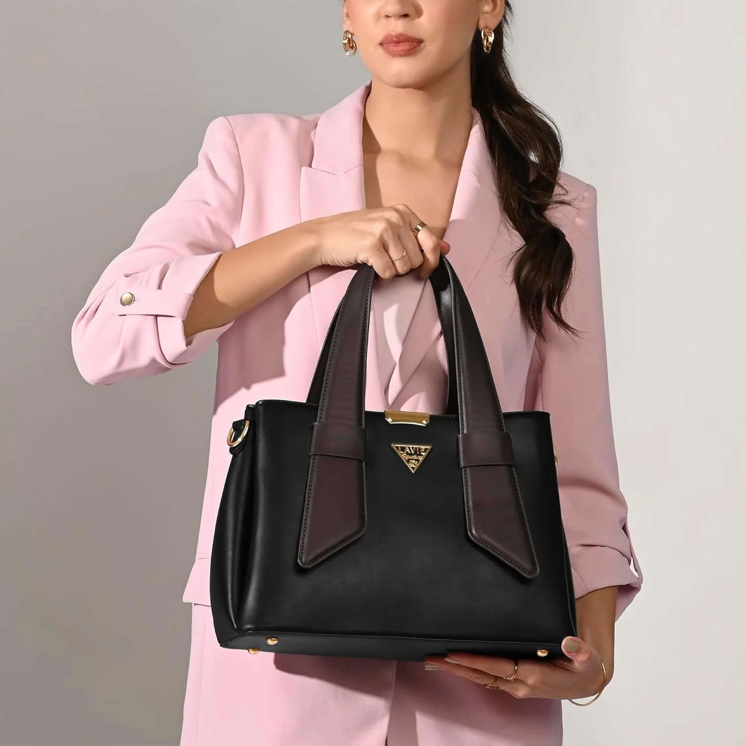 کیف دستی زنانه لاوی سیگنیچر مدل Nashville 3C | کیف دستی برای کار | کیف زنانه | کیف شانه ای شیک | هدیه برای زنان