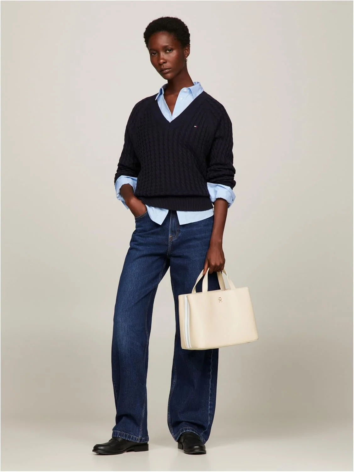 کیف دستی زنانه تامی هیلفیگر مدل Essential Sc Tote کیف دستی زنانه تامی هیلفیگر مدل Essential Sc Tote