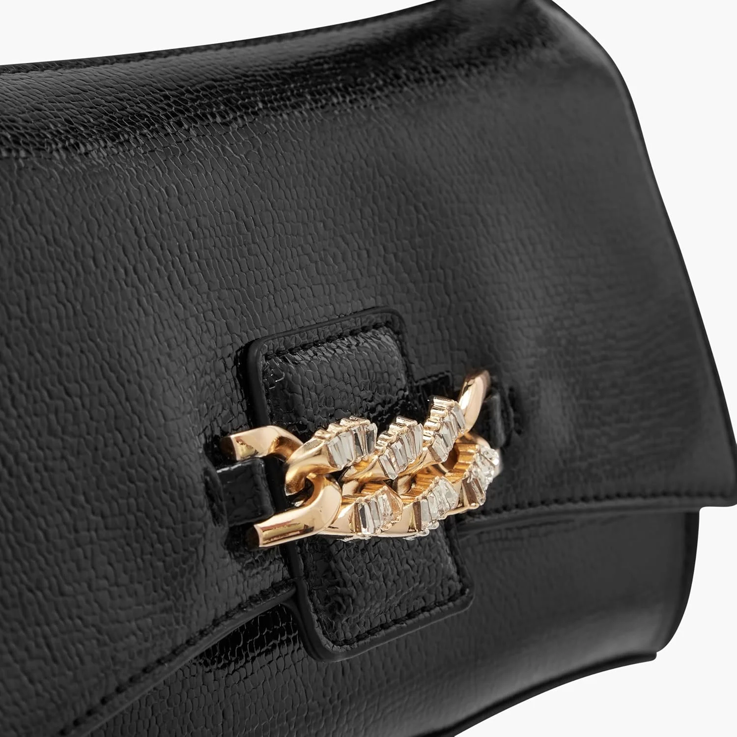 کیف دوشی زنانه پاپريكا با تزیینات و بند زنجیری و بست دکمه مغناطیسی، مشکی رایگان، سایز واحد کیف دوشی زنانه پاپريكا با تزیینات و بند زنجیری و بست دکمه مغناطیسی، مشکی رایگان، سایز واحد