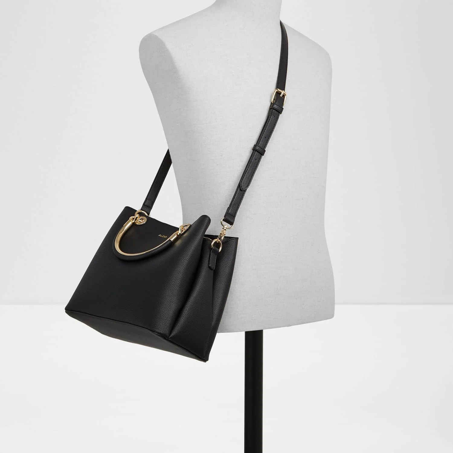 کیف دستی زنانه آلدو مدل 23Surgoine