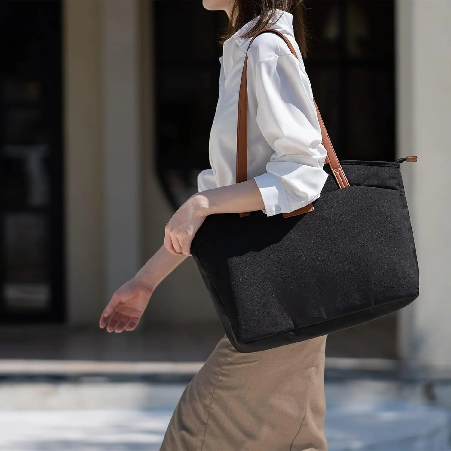 کیف دستی لپ‌تاپ Azonee زنانه، ضد آب، کیف شانه‌ای با محفظه کامپیوتر 16 اینچی، کیف دستی ساحلی، کیف شانه‌ای لپ‌تاپ سبک وزن با ظرفیت زیاد برای کار، مدرسه، مسافرت، مشکی 1