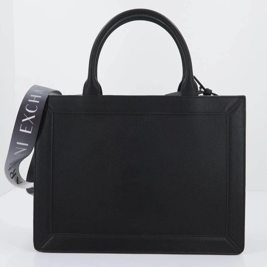 کیف دستی زنانه آرمانی اکسچنج مدل لیلا، لوگوی بزرگ در جلو، زیپ دار، دارای جیب داخلی