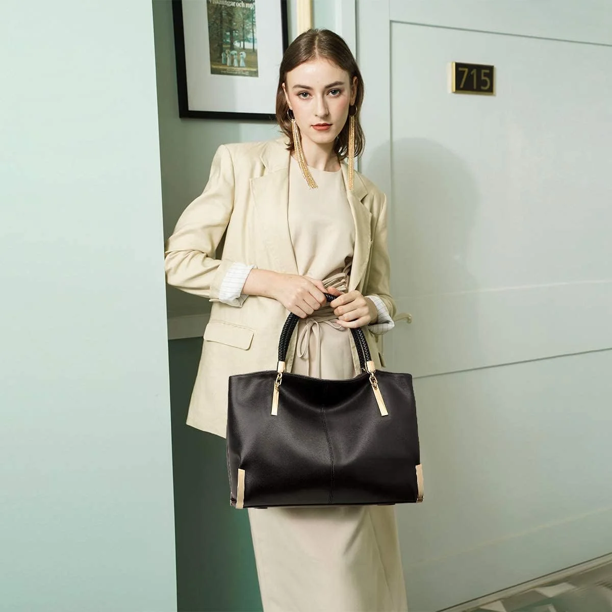 کیف دستی چرمی بزرگ زنانه FOXER، کیف های دستی زنانه با دسته بالایی و زیپ، کیف های بزرگ شانه ای زنانه و کیف های دستی زنانه، کیف های مد روز زنانه با دسته بافته شده (مشکی)