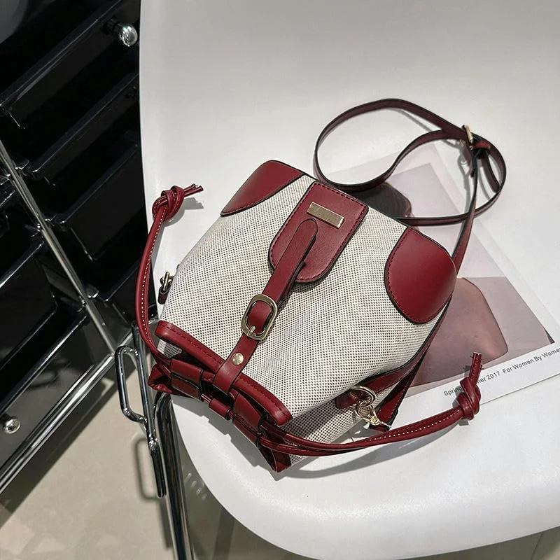 کیف دستی بوم زنانه، کیف بوم با دوخت و رنگ متضاد، کیف سطلی بند دار، کیف دستی و دوشی شیک