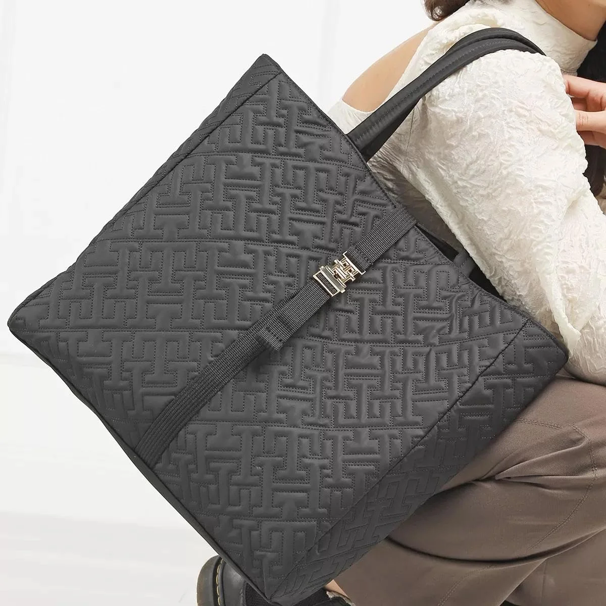 کیف دستی زنانه تامی هیلفیگر مدل Flow Tote