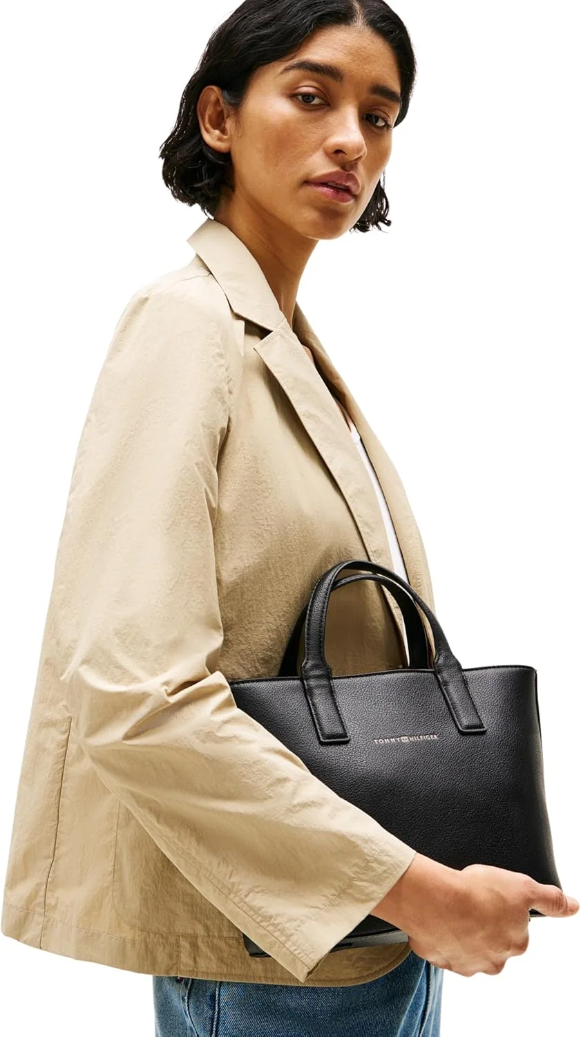 کیف دستی زنانه تامی هیلفیگر با نوار لوگو
