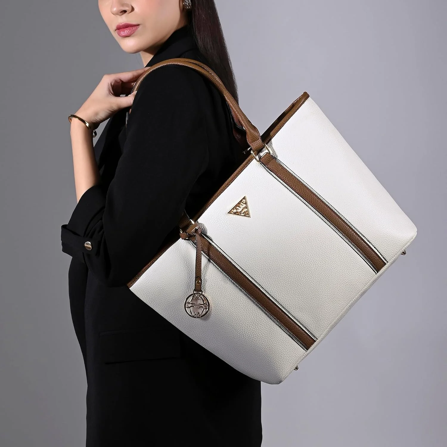 کیف دستی زنانه لاوی مدل لاس وگاس | کیف جادار برای کار | کیف زنانه | کیف شیک دوشی | هدیه برای خانم ها