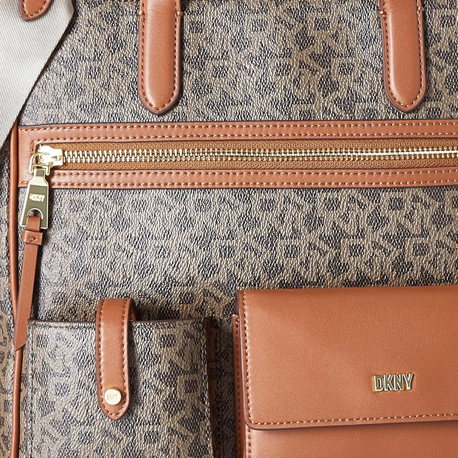 کیف دستی بزرگ زنانه دی‌کی‌ان‌وای مدل Zyon، موکا/کاراملی، موکا/کاراملی