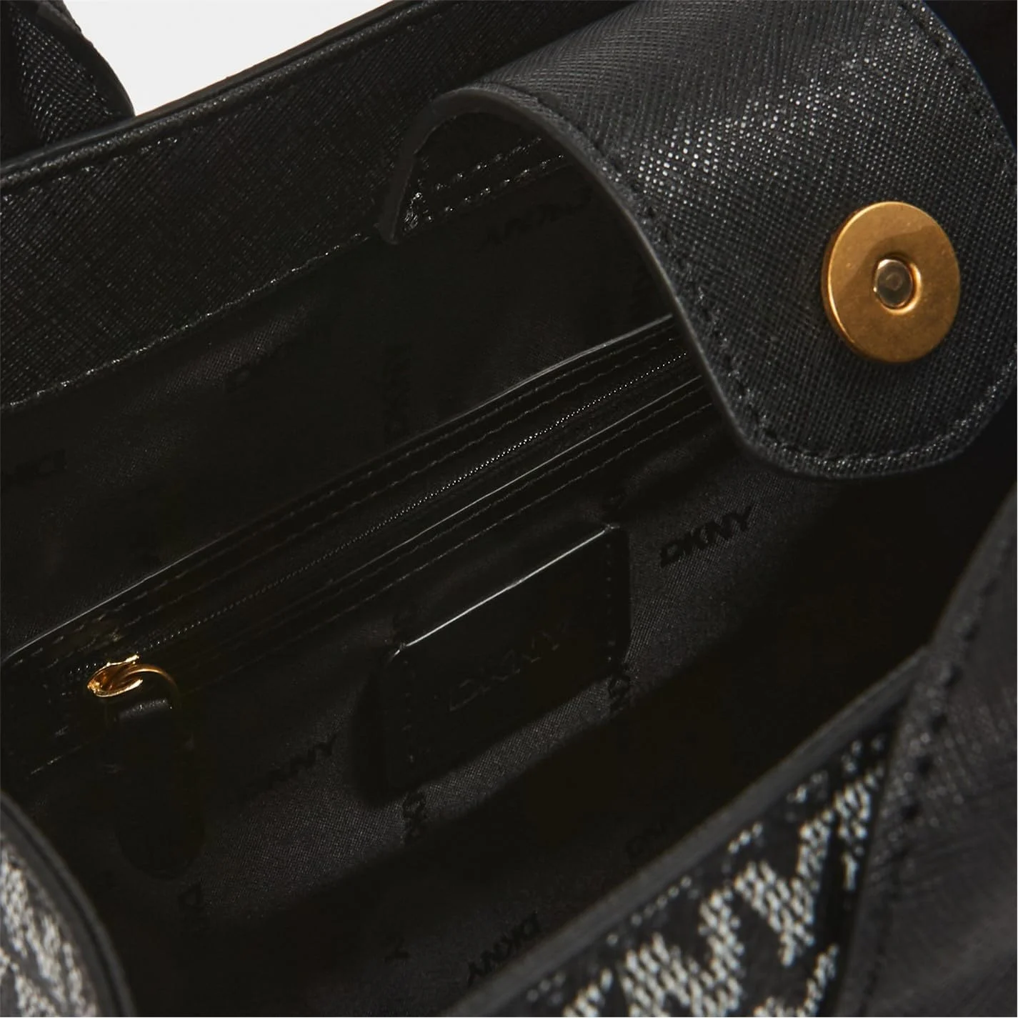 کیف دستی زنانه دی‌کی‌ان‌وای مدل Carol Md Tote