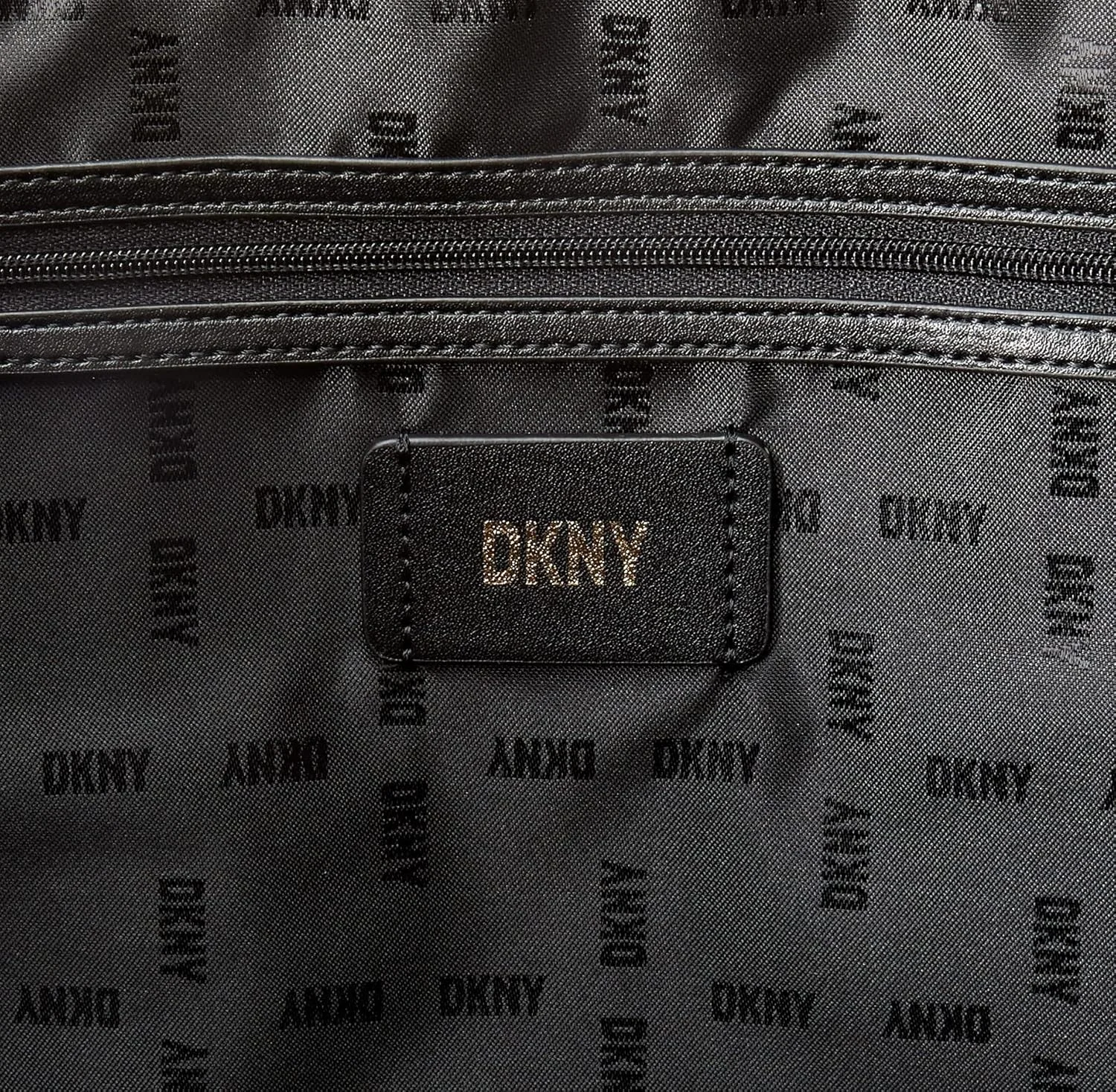 کیف دستی بزرگ زنانه DKNY مدل Grayson کلاسیک