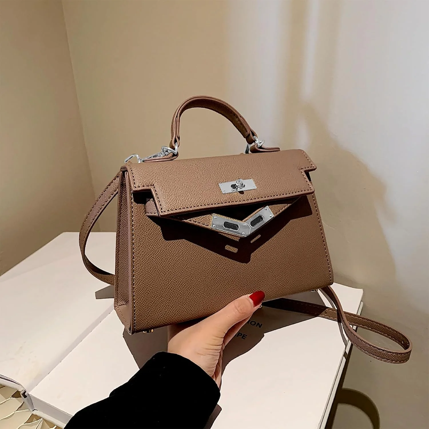 کیف دستی زنانه چرم مصنوعی با دسته بالایی، کیف دوشی و کیف رودوشی کوچک با بند جداشدنی (قهوه ای)